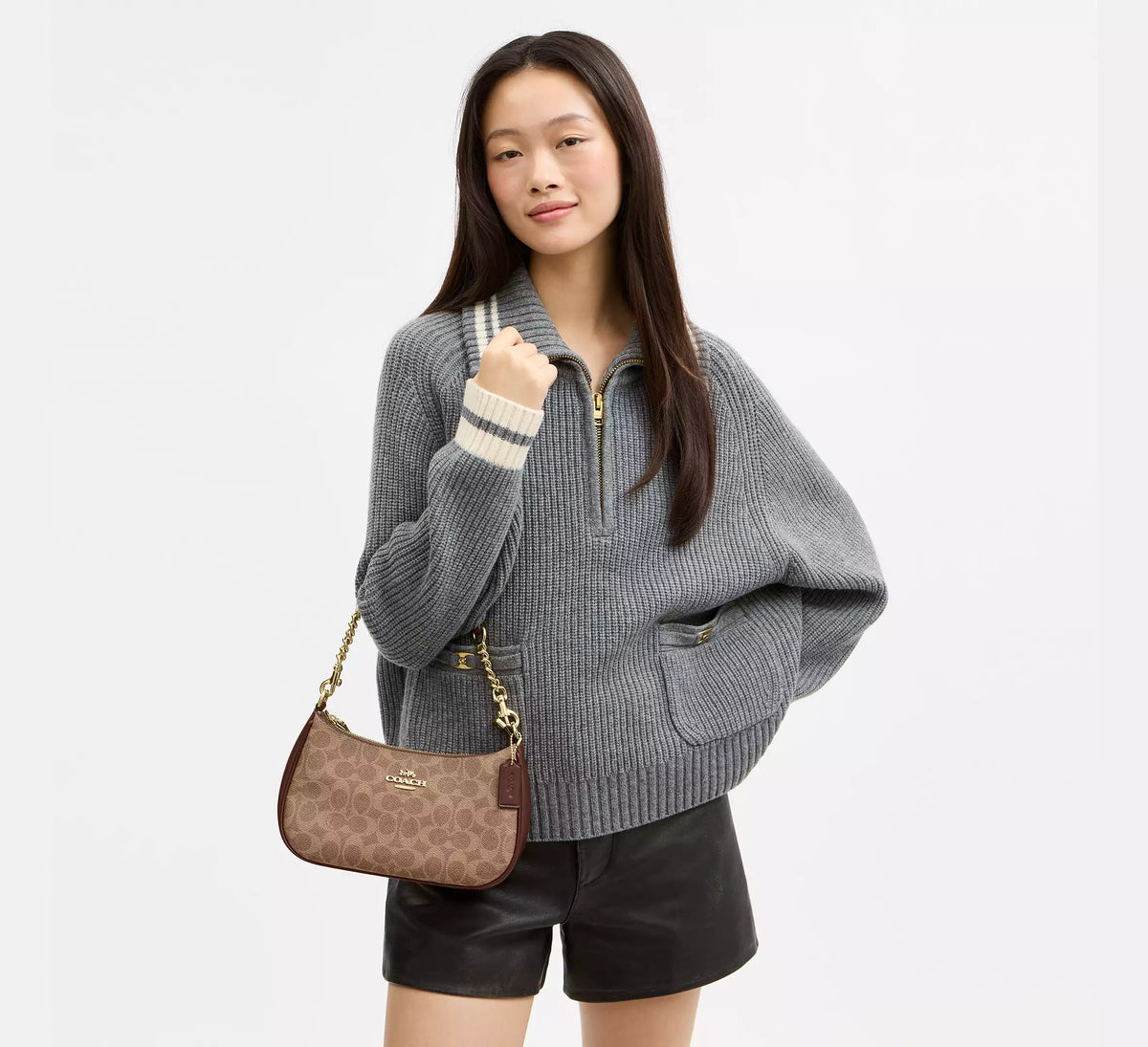 Torebka Coach Teri Shoulder Bag in Signature Canvas – Brown / Khaki (Brązowa / Monogram)