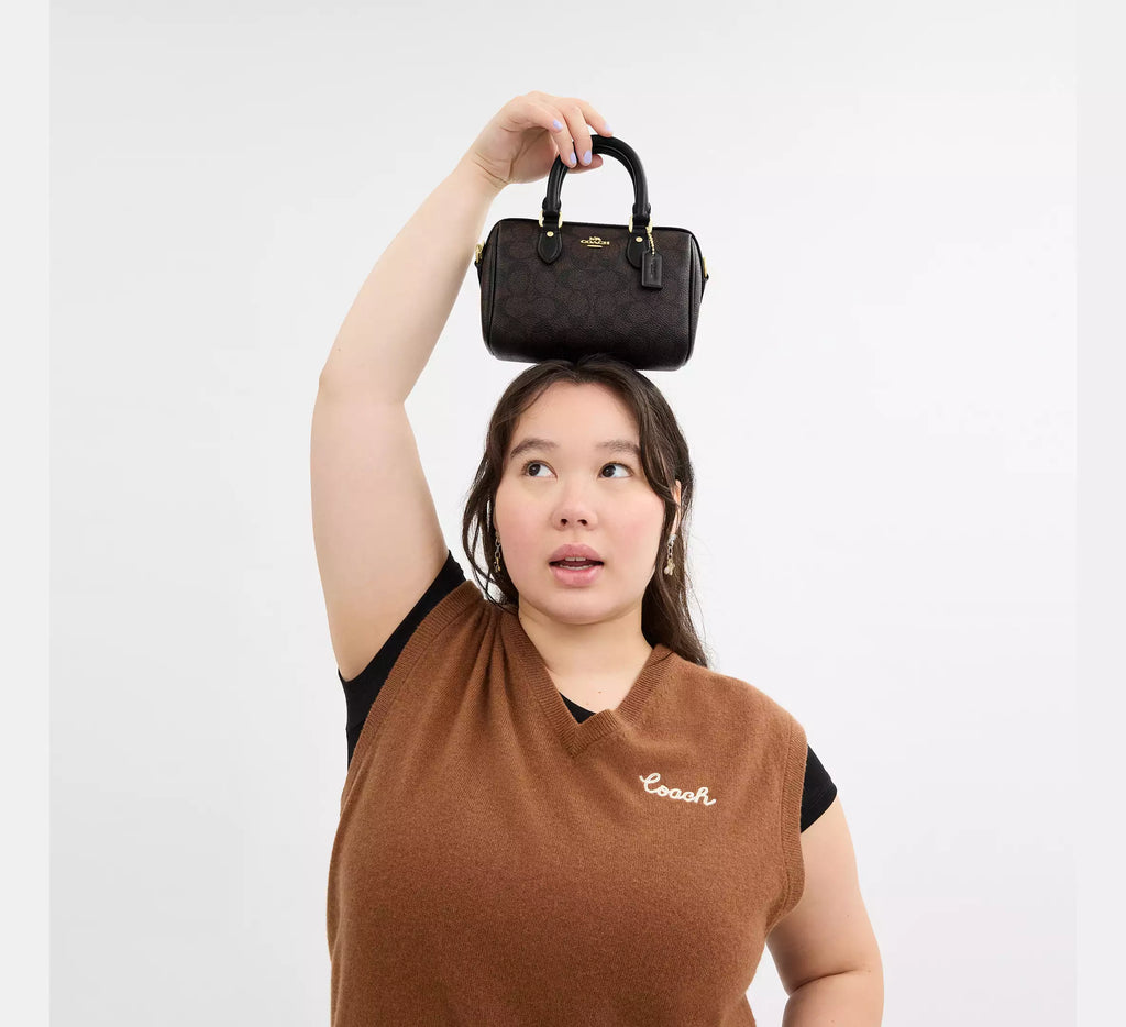 Torebka Coach Mini Rowan Crossbody Bag in Signature Canvas – Brown / Black (Brązowa / Monogram)
